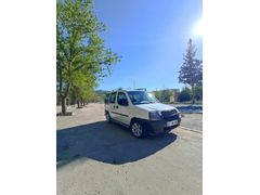 Sahibinden Fiat Doblo Combi 1.3 Multijet Active 2004 Model