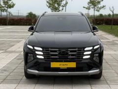 57 BİN KM BOYASIZ MAKYAJLİ SON KASA SİYAH Tucson ELİTE