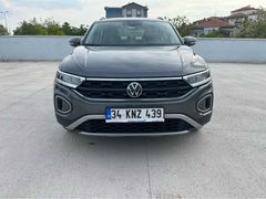Galeriden Hatasız Boyasız Tramersiz Sıfırdan Farksız Volkswagen T-Roc 1.5 TSI Life 2024 Model Ankara