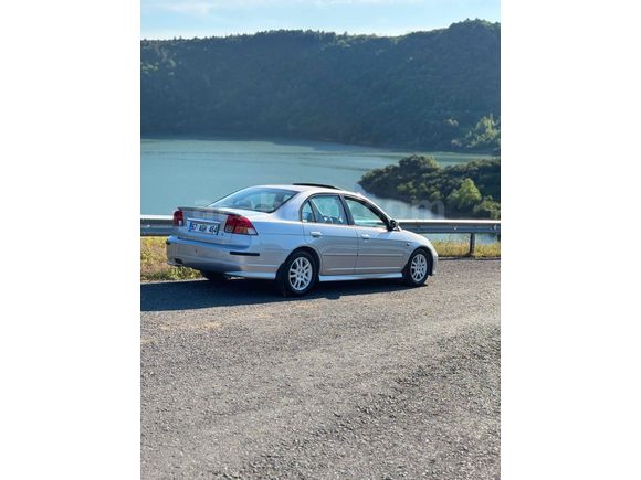 Sahibinden Honda Civic 1.6i VTEC ES 2006 Model 