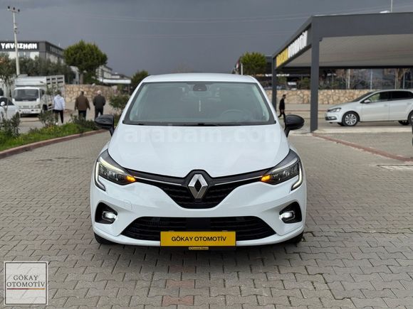 95.000 KM DE 2023 MDL OTOMATİK BOYASIZ İCON BEYAZ.