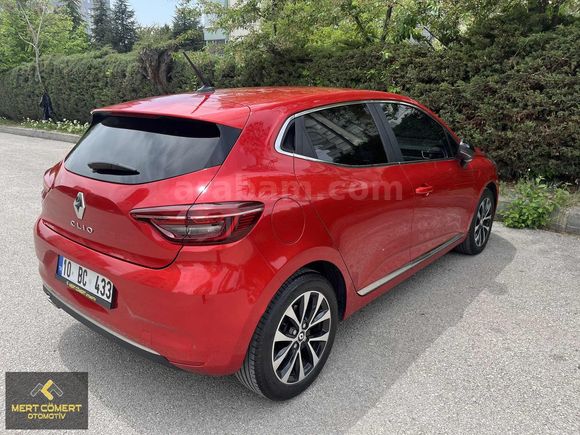 2023 RENAULT CLIO 1.0 TCE ICON DÜŞÜK KM
