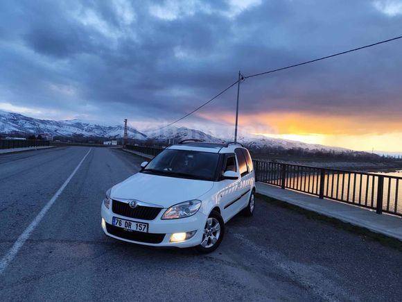 Sahibinden Skoda Roomster 1.2 Panorama 2011 Model 