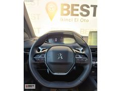 BEST 2.EL'DEN HATASIZ SUNROOFLU PEUGEOT 3008 1.5 ALLURE (2024)