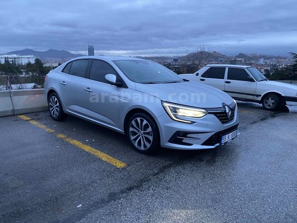 Sahibinden Renault Megane 1.3 TCe Icon 2024 Model 
