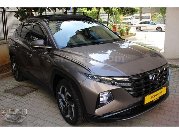 2022_HYUNDAİ_TUSCON_1,6 CRDİ_ELİT PLUS_4X4_38,000KM DE