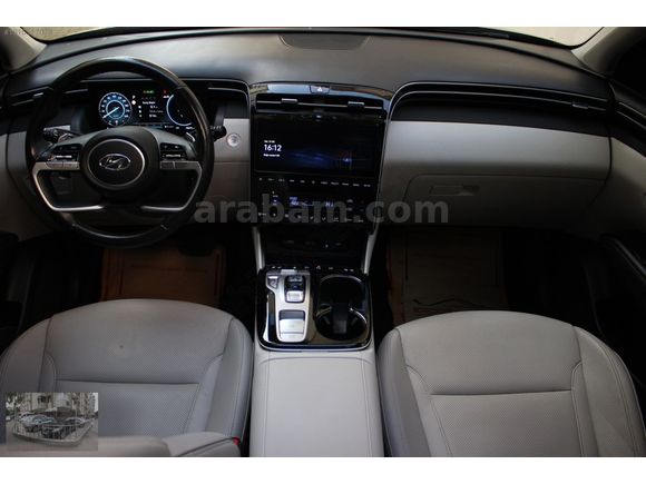 2022_HYUNDAİ_TUSCON_1,6 CRDİ_ELİT PLUS_4X4_38,000KM DE