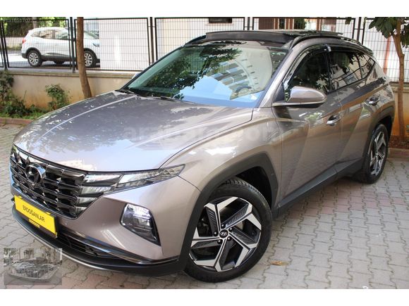 2022_HYUNDAİ_TUSCON_1,6 CRDİ_ELİT PLUS_4X4_38,000KM DE