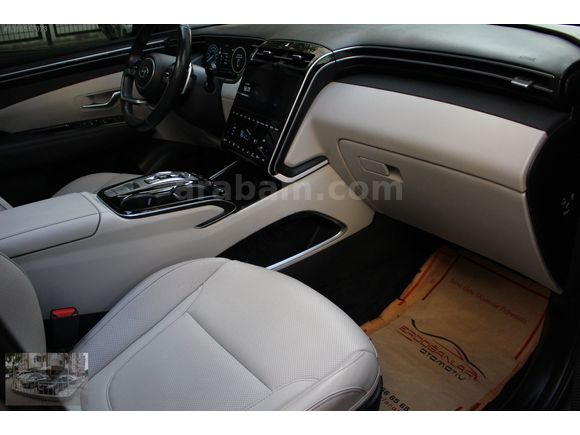 2022_HYUNDAİ_TUSCON_1,6 CRDİ_ELİT PLUS_4X4_38,000KM DE