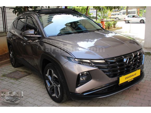 2022_HYUNDAİ_TUSCON_1,6 CRDİ_ELİT PLUS_4X4_38,000KM DE