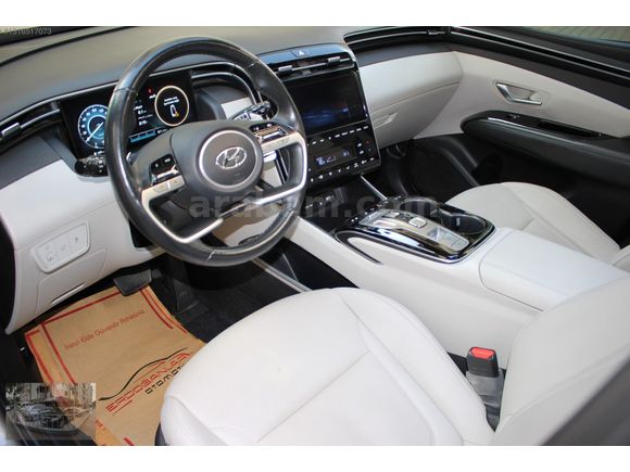 2022_HYUNDAİ_TUSCON_1,6 CRDİ_ELİT PLUS_4X4_38,000KM DE
