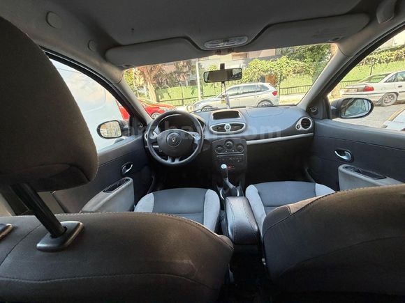 Değişensiz Sahibinden Renault Clio 1.2 Authentique 2011 Model