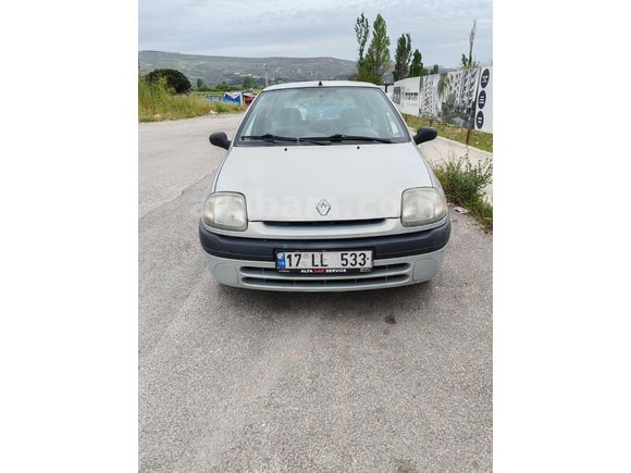 Sahibinden Renault Clio 1.4 RTA 2000 Model