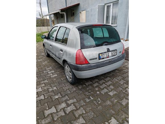 Sahibinden Renault Clio 1.4 RTA 2000 Model