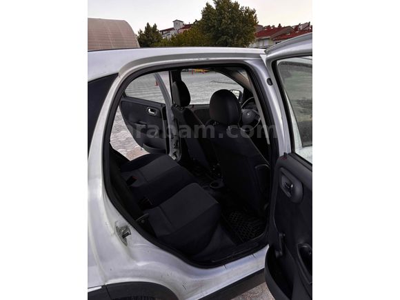 DÜŞÜK KM OTOMATİK CORSA

