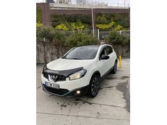 Acil Sahibinden OTOMATİK CAM TAVANLI Nissan Qashqai 1.6 Black Edition 2013 Model 