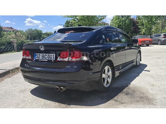 Sahibinden Honda Civic 1.6i VTEC Elegance 2010 Model