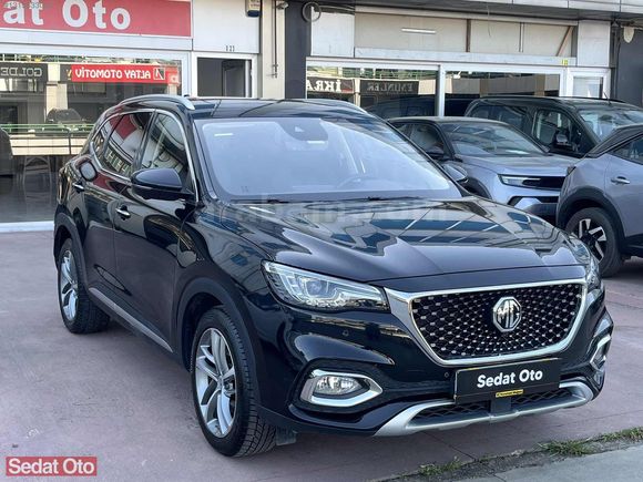 2024 MG HS 1.5T-GDI LUXURY 64.079KM SİYAH İÇİ SİYAH DERİ %20KDV