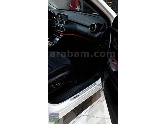 ASLAN GROUP'TAN MG HS 1.5 T-GDI LUXURY CAM TAVANLI
