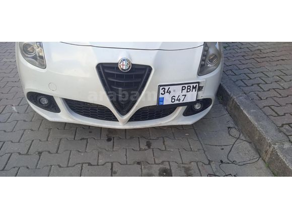 Sahibinden Alfa Romeo Giulietta 1.6 JTD Progression Plus 2015 Model  253.000 km Beyaz