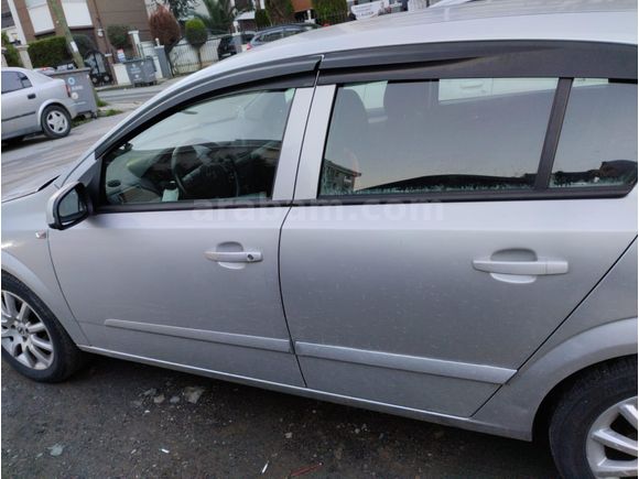 DEĞİSENSİZ TERTEMİZ ASTRA OTOMATİK, MEMURDAN
