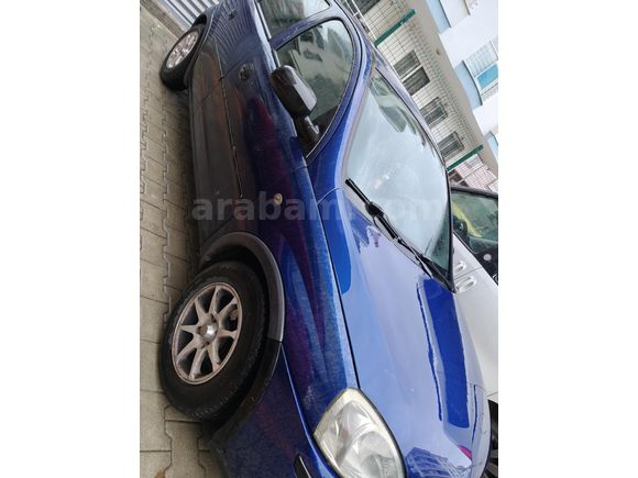 Öğretmenden Opel Corsa 1.2 Essentia 2004 Model