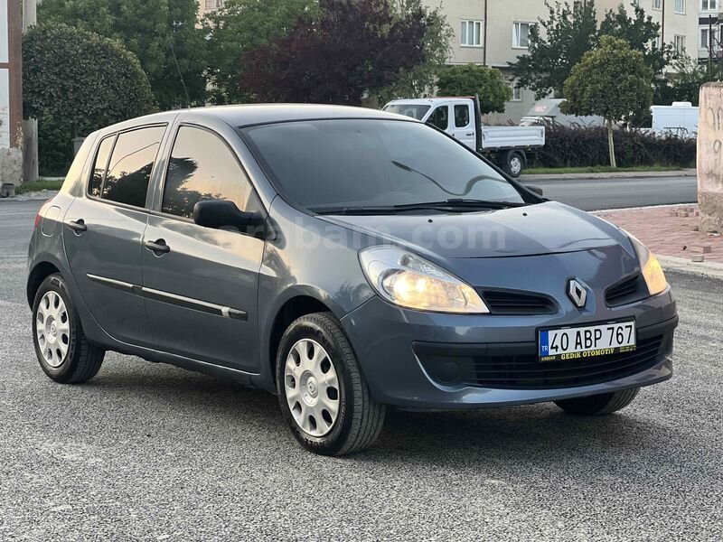 Galeriden Renault Clio 1.5 dCi Authentique 2007 Model Kırşehir 279.000 km Mavi