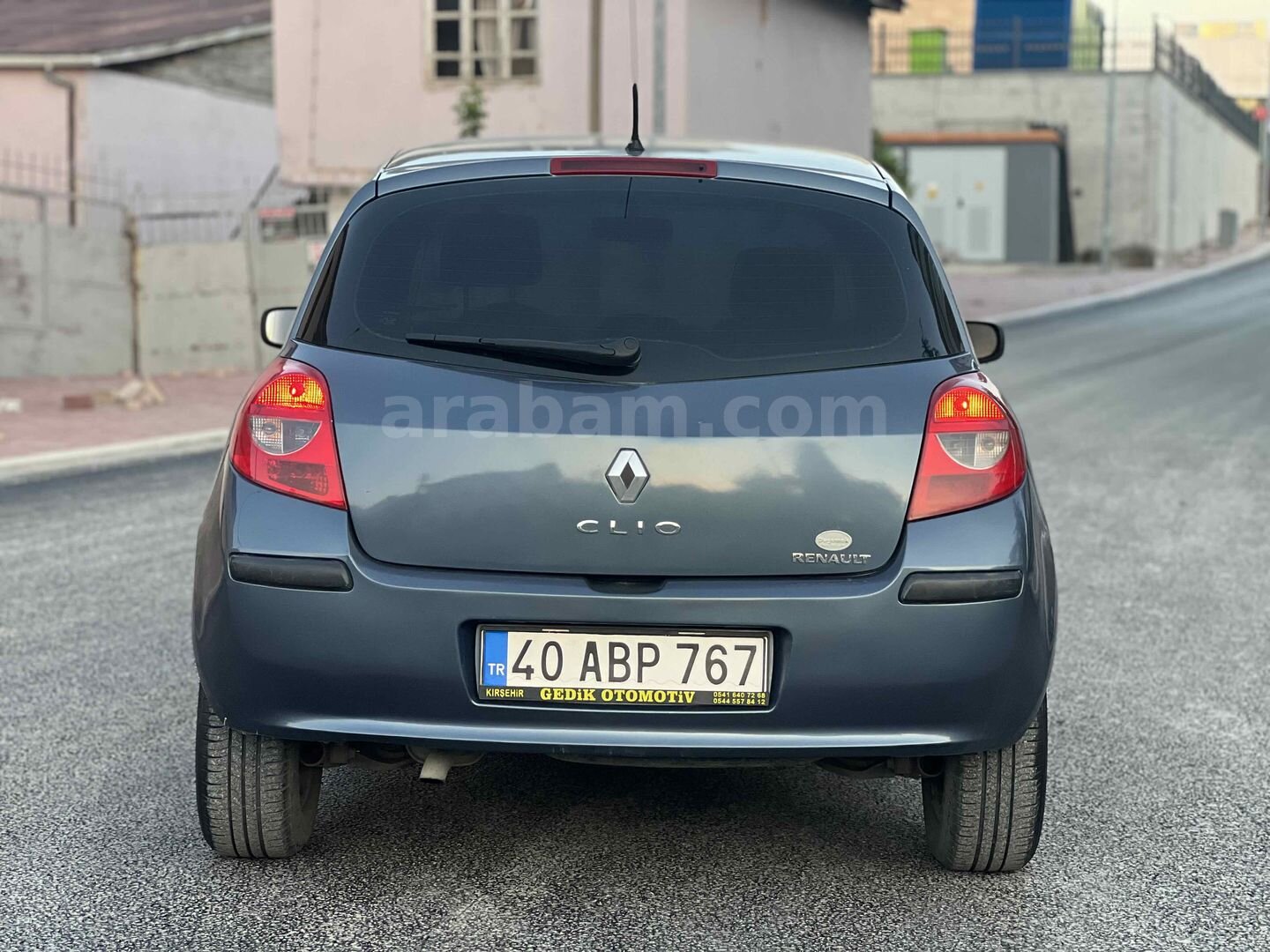 Galeriden Renault Clio 1.5 dCi Authentique 2007 Model Kırşehir 279.000 km Mavi 6