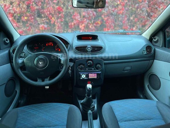 HECBEK CLİO 1.5 DCI PIRIL PIRIL MASRAFSIZ