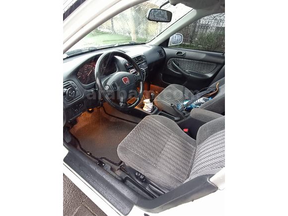 Memurdan Honda Civic 1.6 i ES 2000 Model