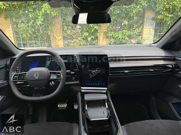 ?BC | 2024 MODEL RENAULT RAFALE 1.2 e-TECH ESPRIT ALPINE
