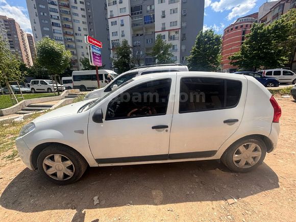 Sahibinden Dacia Sandero 1.2 Ambiance 2012 Model
