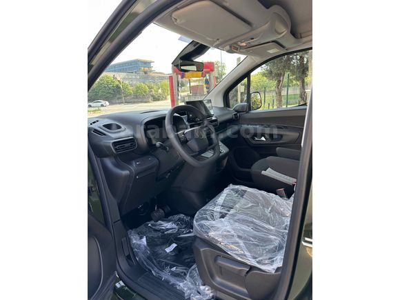 Sahibinden Citroen Berlingo 1.5 BlueHDI  Plus 2026 Model 