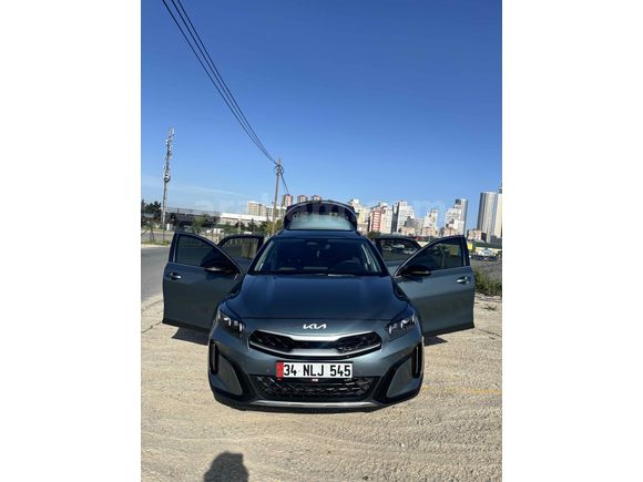 Sahibinden Kia XCeed 1.5 T-GDI Elegance Plus 2024 Model 