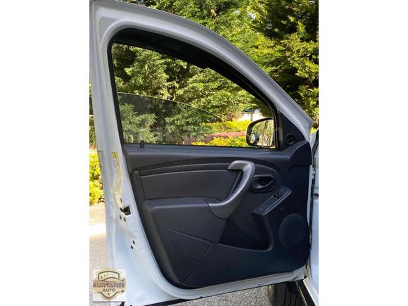 KURTARIR AUTO GÜVENCESİYLE 4x4 DACIA DUSTER 1.5 DCi AMBIANCE