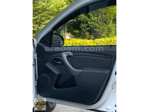 KURTARIR AUTO GÜVENCESİYLE 4x4 DACIA DUSTER 1.5 DCi AMBIANCE