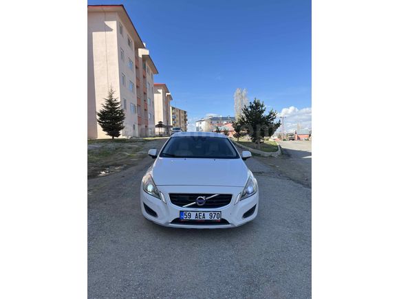 Sahibinden Volvo S60 2.0 T 2011 Model 