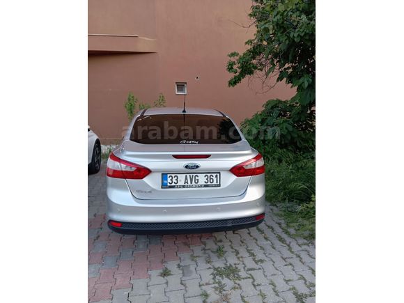 Sahibinden Ford Focus 1.6 Ti-VCT Style 2013 Model