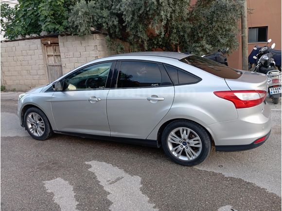Sahibinden Ford Focus 1.6 Ti-VCT Style 2013 Model