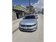 Sahibinden Volkswagen Passat 1.6 TDi BlueMotion R Line 2017 Model  246.000 km Gri