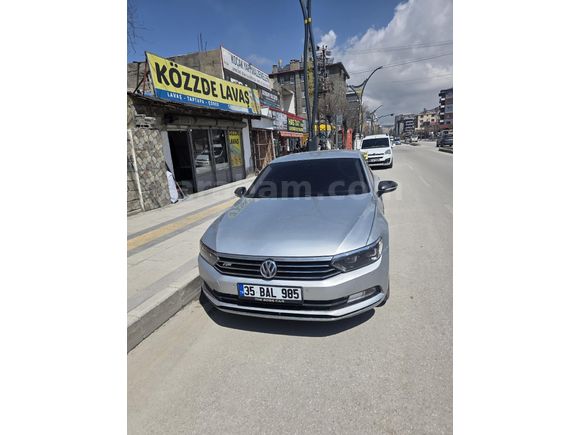 Sahibinden Volkswagen Passat 1.6 TDi BlueMotion R Line 2017 Model  246.000 km Gri