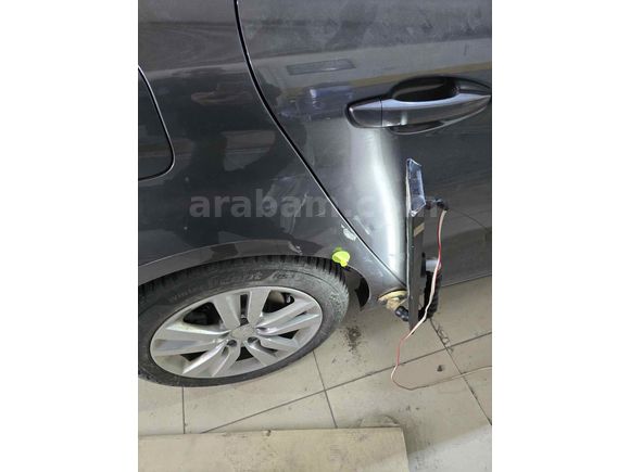 Sahibinden Peugeot 308 1.2 PureTech Style Tech 2020 Model 