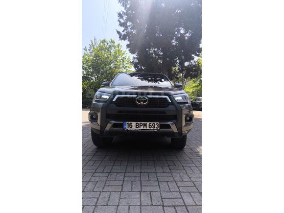 Sahibinden Toyota Hilux 2.4 D-4D 4x4 Invincible 2024 Model