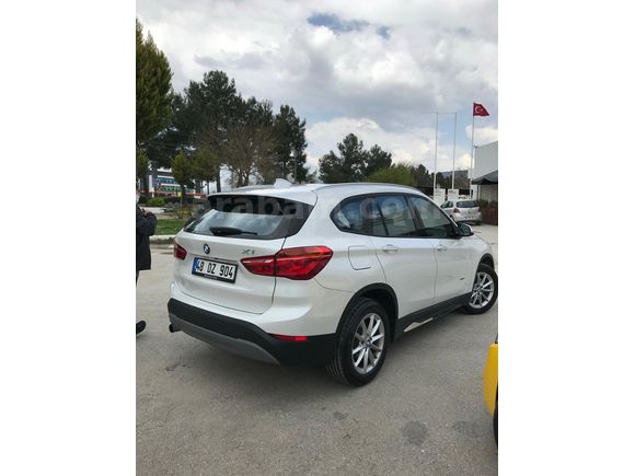 Sahibinden BMW X1 18i sDrive X Line 2015 Model  90.000 km Beyaz. Prince LPG mevcut.