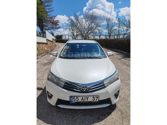 SAHİBİNDEN TEMİZ TOYOTA COROLLA/2015