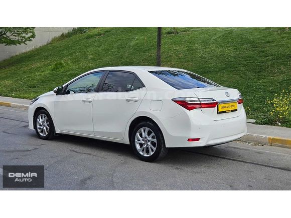 2016 Corolla 1.4 D-4D Advance Otomatik 200.000 KM