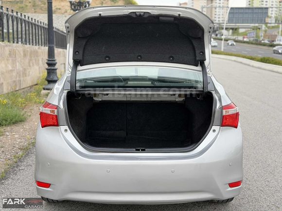 FARK GARAGE/2014 TOYOTA COROLLA 1.4 D-4D OTM.VİTES