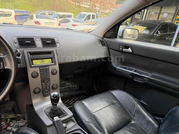 BAYRAMTEPE OTOMOTİV DEN 2005 VOLVO S40 1.6 D 260 KM