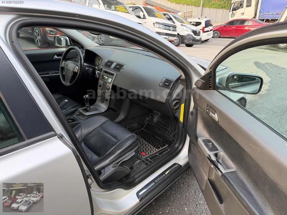 BAYRAMTEPE OTOMOTİV DEN 2005 VOLVO S40 1.6 D 260 KM