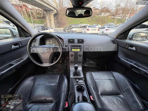 BAYRAMTEPE OTOMOTİV DEN 2005 VOLVO S40 1.6 D 260 KM